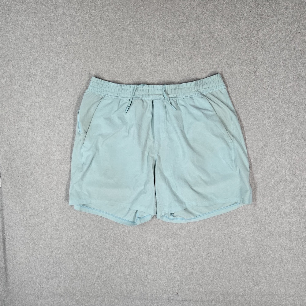 Lululemon Men‎ Activewear Shorts XXL Light Blue Pace Breaker Logo